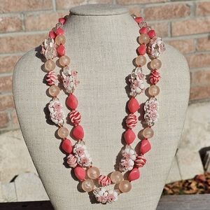 Vtg. 50's made in Austria floral beaded necklace